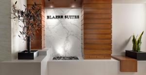 Blazer Suites Hotel - image 2