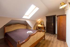 Deluxe King Room room in Gosciniec Pod Brzozami
