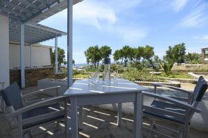 Nostos Beachfront Apartments & Studios Tinos Greece