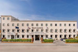 3 hvězdičkový hotel Grand Sapphire Hotel & Banqueting Croydon Velká Británie