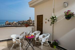 AnninaS Home Panoramic sea view By Sicily Home Solutions