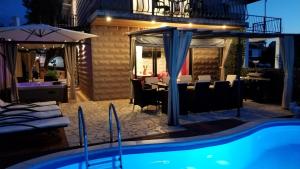 Villa Summer dream with heated pool, sauna and jacuzzi 