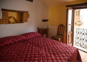 Three-Bedroom Apartment room in Antico Restauro