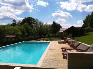 Grebengradska Medna Hiža