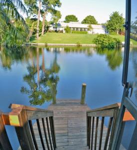 Bradenton Lakefront Home 1903