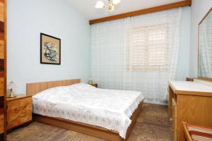Two-Bedroom Apartment with Balcony and Sea View room in Apartments by the sea Podgora Makarska - 6082
