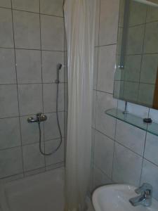 One-Bedroom Apartment with Balcony and Sea View room in Apartments with a parking space Orebic Peljesac - 14842