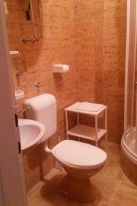 Apartments by the sea Tucepi, Makarska - 16037