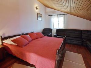 Apartments by the sea Banjol, Rab - 16638