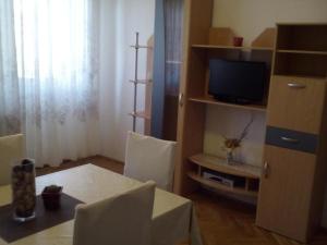 Apartments with parking space Brodarica, Sibenik - 16827