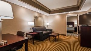 King Suite room in Inn at Mendenhall; Best Western Premier Collection