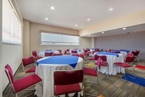 BeWow Hotel Querétaro