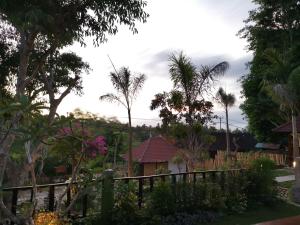 Kamasan Cottage By Reccoma