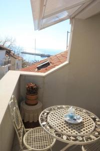 Two-Bedroom Apartment with Terrace and Sea View room in Apartments by the sea Baska Voda Makarska - 6703