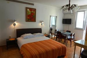 Studio with Terrace room in Apartments by the sea Podaca Makarska - 6821
