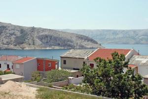 Two-Bedroom Apartment with Terrace and Sea View room in Apartments by the sea Metajna Pag - 6351