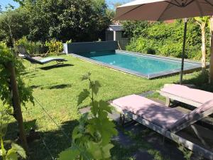 Maisons de vacances Le Pain de Lune Gite et Chambre d'hotes avec Piscine : photos des chambres