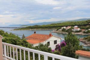 Apartments with parking space Basina, Hvar - 12420