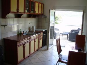 Apartments by the sea Kabli, Peljesac - 12475