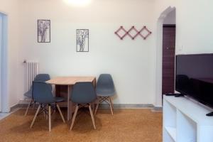 Pnyka Apartment 2