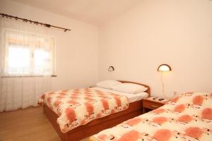 One-Bedroom Apartment with Terrace and Sea View room in Apartments by the sea Zaklopatica Lastovo - 8341