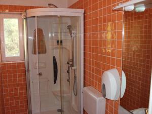 Apartments by the sea Sveta Nedilja, Hvar - 13176