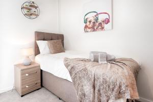 Contractor-Approved - 4 Bed - Smart TVs - Access M4