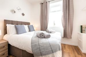 Contractor-Approved - 4 Bed - Smart TVs - Access M4