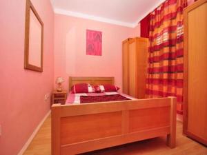 One-Bedroom Apartment with Terrace room in Apartments with a parking space Fazana - 13742