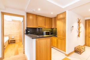 Apt. Grand Paradis B14 - Modern with Mont Blanc view