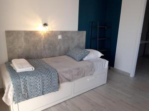 B&B / Chambres d'hotes Chez les J-FOLAIS - 3 kms Puy duFou - Les Epesses : photos des chambres