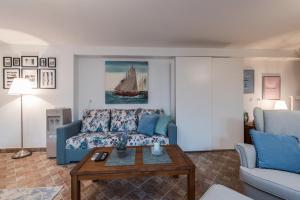 One-Bedroom Apartment room in Family friendly apartments with a swimming pool Sutomiscica Ugljan - 13872