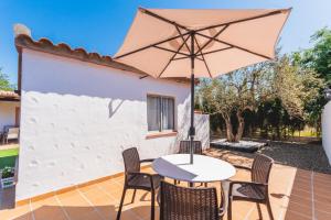 Cubos Casa La Dehesilla High Privacy and Pool