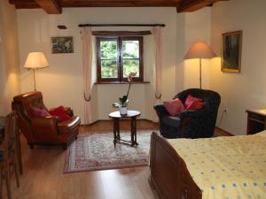 Holiday home with large garden