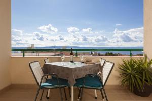 Studio with Balcony and Sea View room in Apartments and rooms with parking space Tucepi Makarska - 14457