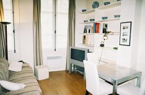 Latin Quarter - Saint Michel Unit 004