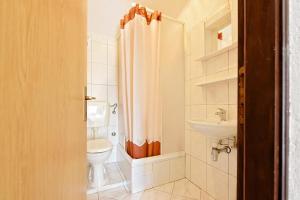 Apartments with a parking space Vodice - 11835