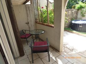 B&B / Chambres d'hotes MAS MAURANE-Chambre d'hote avec SPA prive aux portes d'ARLES : photos des chambres