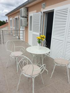 Apartments Nella