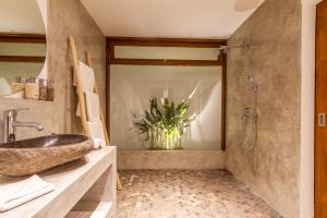 Villa Namu by Alfred in Bali