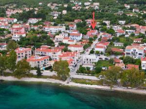 Kalliopis Home