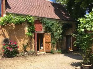 Chambres d'hotes Les Coustilles - 勒比松德卡多恩