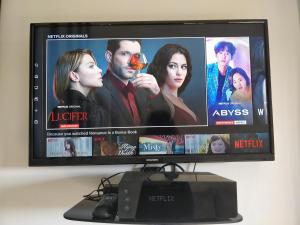 Le Parisien T1Antony-Berny by Beds4Wanderlust - 35m2 avec Balcon - Aéroport Orly 5miles - Train Station RER B ORLYVAL 1mile