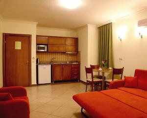 Club Karakas Apart Otel