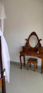 Warung Jemeluk & Home Stay