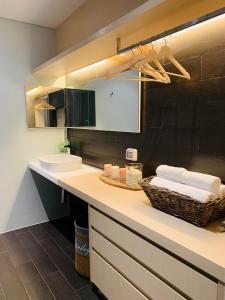 Seaview 2bed 2bath 19Fl at Veranda Residence Pattaya