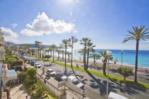 PROMENADE HOLIDAY - CARIATIDE PROMENADE SEA VIEW