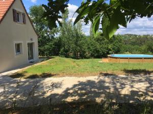 Maisons de vacances Charmante Maison entre Lot & Dordogne avec Piscine Privee : photos des chambres