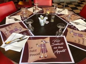 Hotels Le petit poucet : photos des chambres