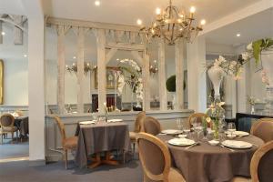 Logis Hotels Restaurant Les 3 Rois : photos des chambres